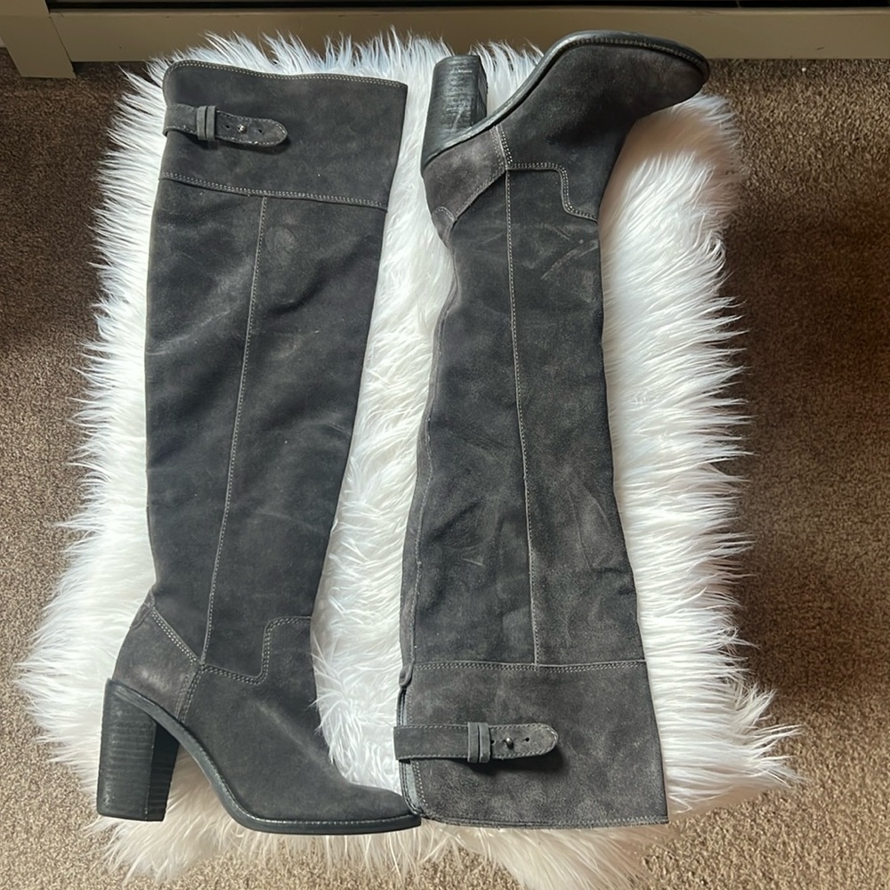 Dolce vita gray knee high suede boots size 6
